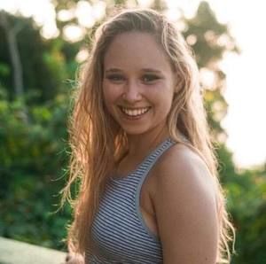 Meet your Posher, Valérie